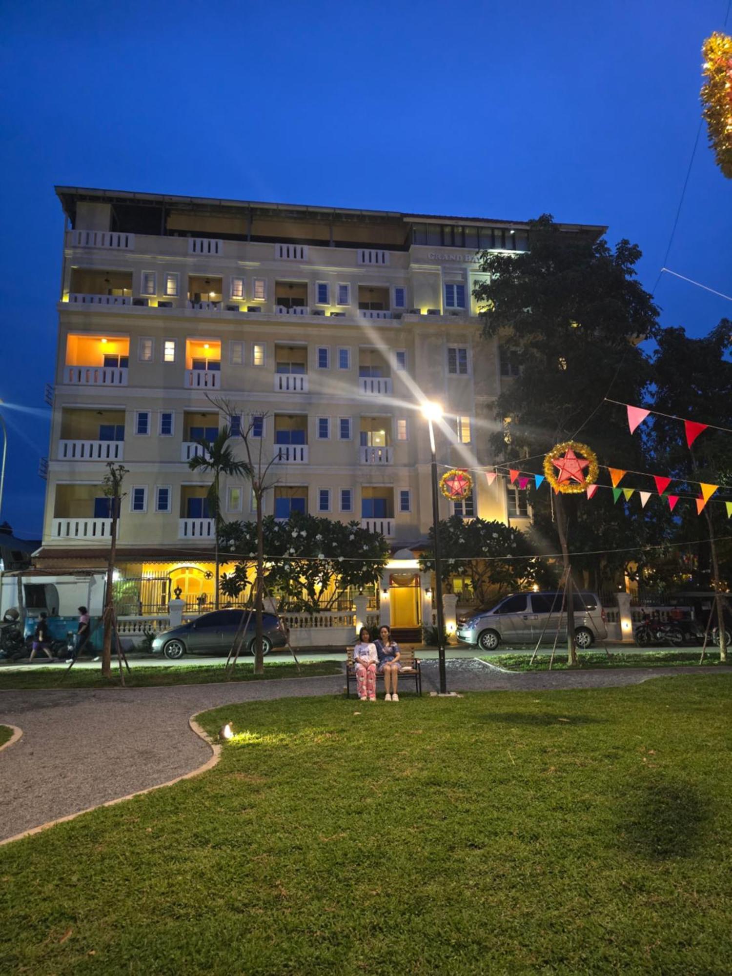 Grand Bayon Siem Reap Hotel Exterior foto